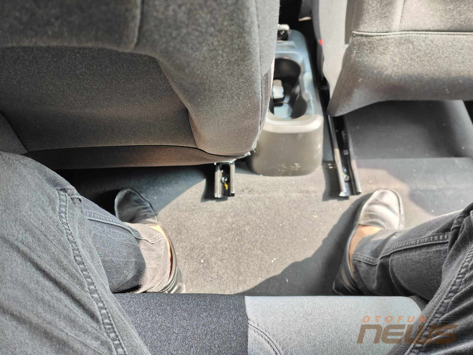Cận cảnh nội thất, ngoại thất mẫu xe điện cỡ nhỏ VinFast VF 3