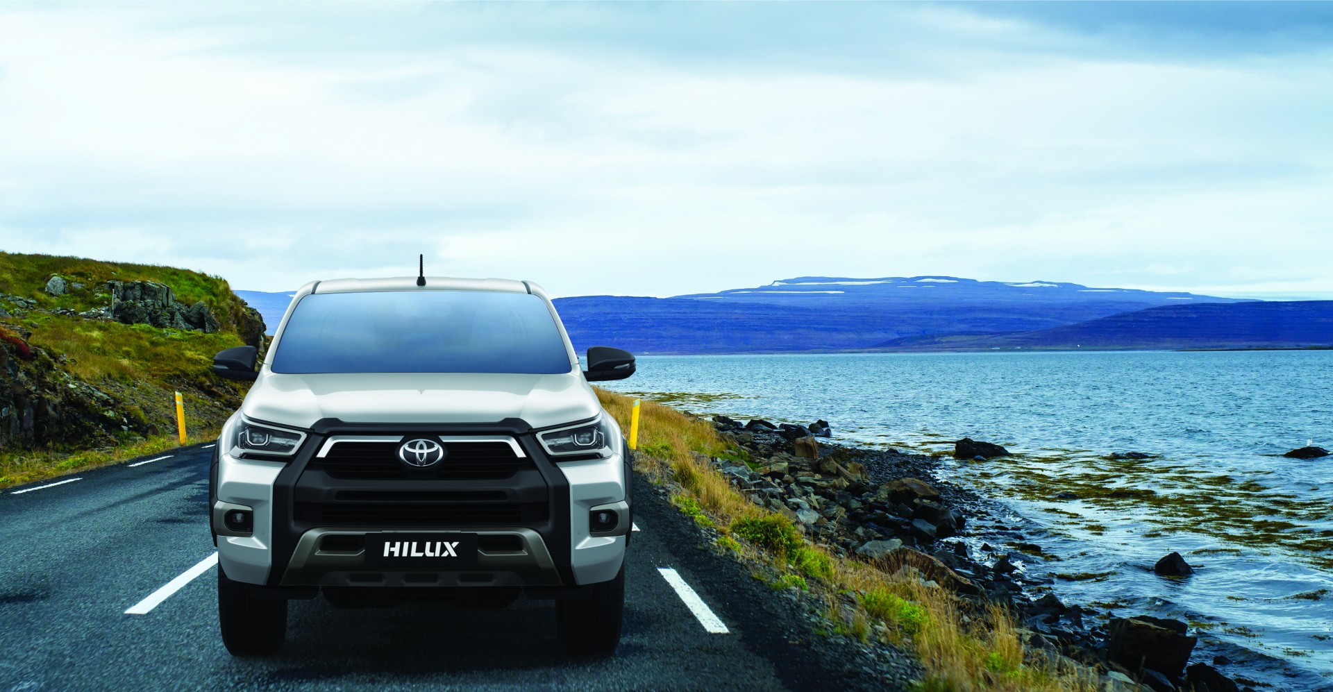 Doanh số Toyota Hilux gấp đôi Mitsubishi Triton dù mới bán từ nửa cuối tháng 5/2024 Doanh số Toyota Hilux gấp đôi Mitsubishi Triton dù mới bán từ nửa cuối tháng 5/2024