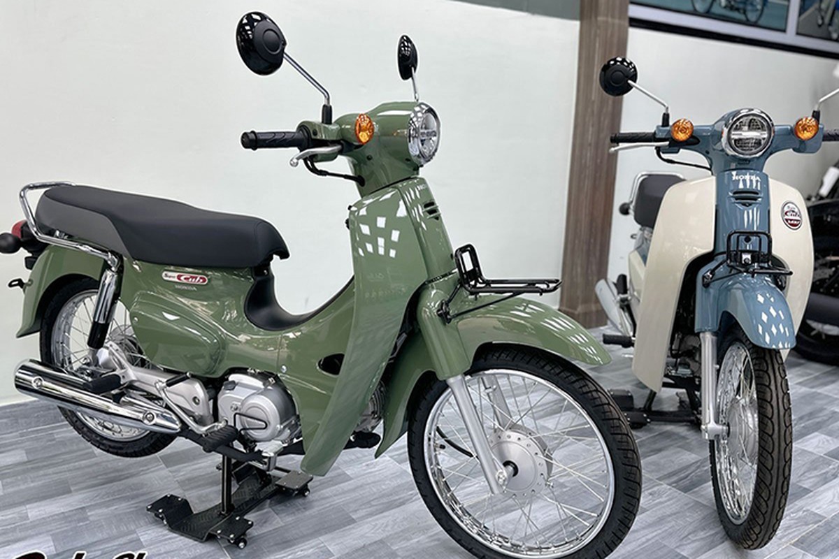 Cận cảnh Honda Super Cub 110 2024 nhập Thái với giá gần 90 triệu đồng Cận cảnh Honda Super Cub 110 2024 nhập Thái với giá gần 90 triệu đồng