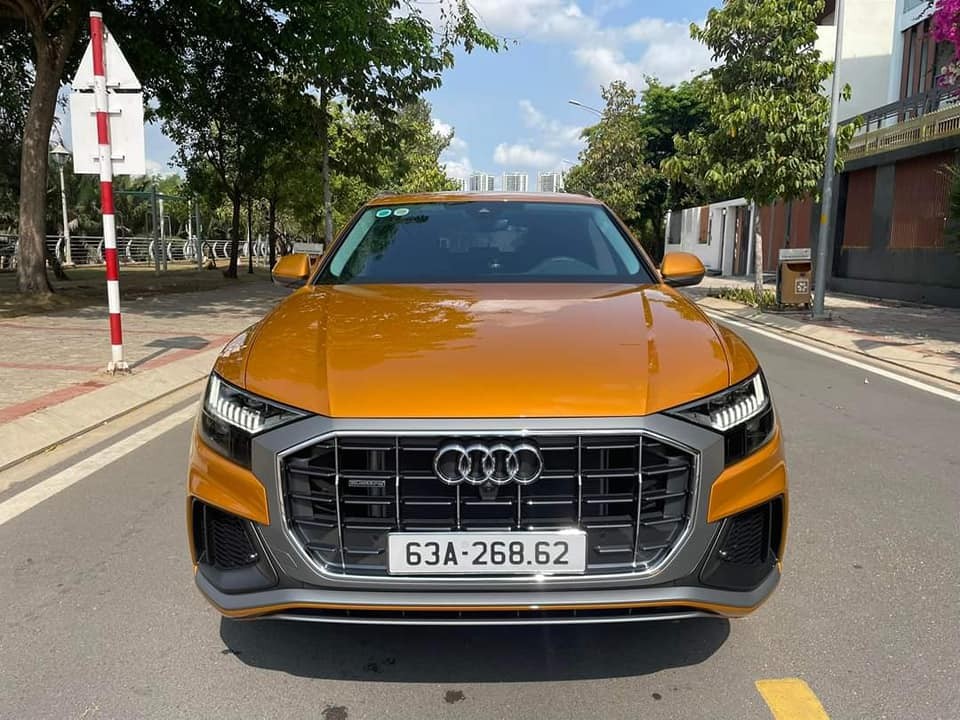 Audi Q8 vừa lăn bánh 2800 km đã rao bán với giá thấp hơn xe mới 1,5 tỉ đồng Audi Q8 vừa lăn bánh 2800 km đã rao bán với giá thấp hơn xe mới 1,5 tỉ đồng