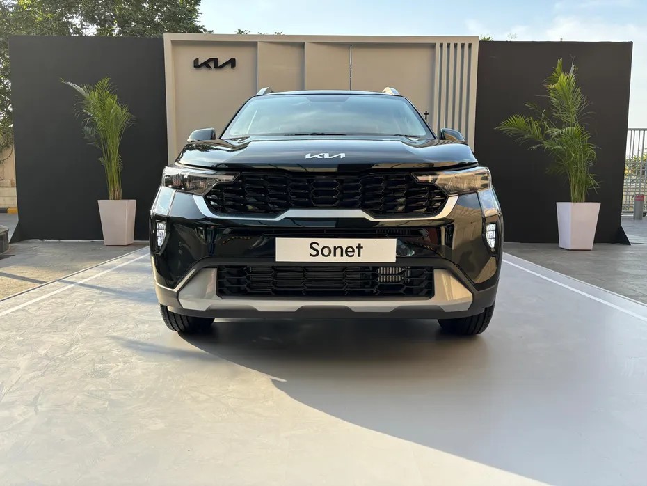 Ngắm Kia Sonet facelift 2024 từ 235 triệu đồng tại Ấn Độ, sắp về Việt Nam Ngắm Kia Sonet facelift 2024 từ 235 triệu đồng tại Ấn Độ, sắp về Việt Nam
