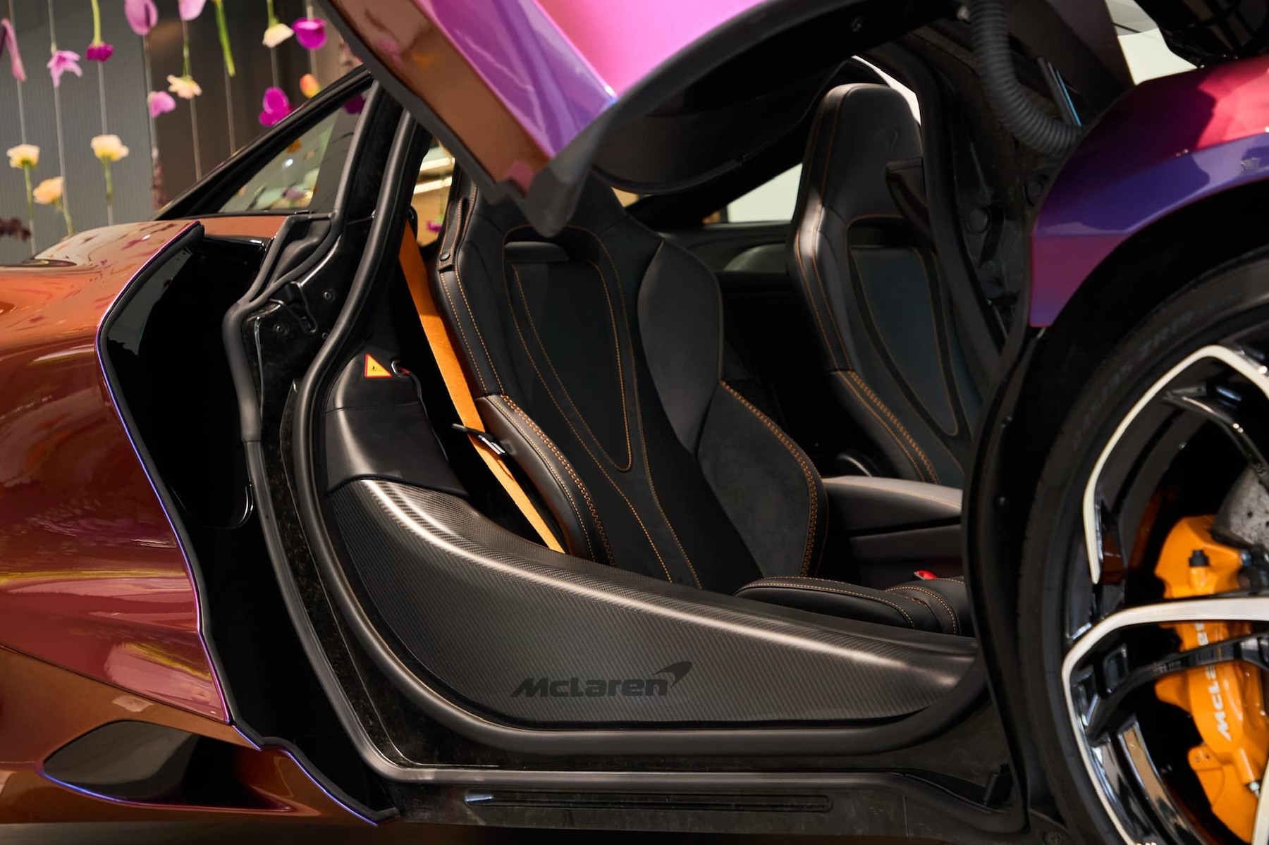 Đại gia Việt tậu McLaren 750S Coupe đầu tiên, biển tứ quý 9 giá hơn 1,5 tỷ đồng Đại gia Việt tậu McLaren 750S Coupe đầu tiên, biển tứ quý 9 giá hơn 1,5 tỷ đồng