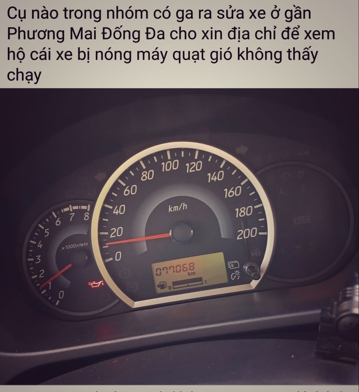Người dùng xe nên đọc sách hướng dẫn trước khi cầm lái Người dùng xe nên đọc sách hướng dẫn trước khi cầm lái