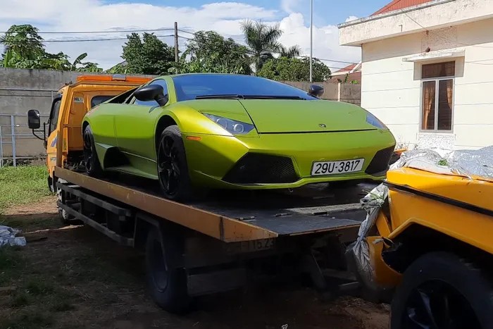 Số phận chiếc Lamborghini Murcielago bị tạm giữ tại Quảng Bình vì nhập lậu năm 2020 Số phận chiếc Lamborghini Murcielago bị tạm giữ tại Quảng Bình vì nhập lậu năm 2020