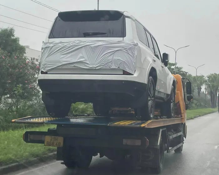 Lexus GX550 2024 về Việt Nam với một phiên bản, giá bán dự kiến 5,97 tỷ đồng
