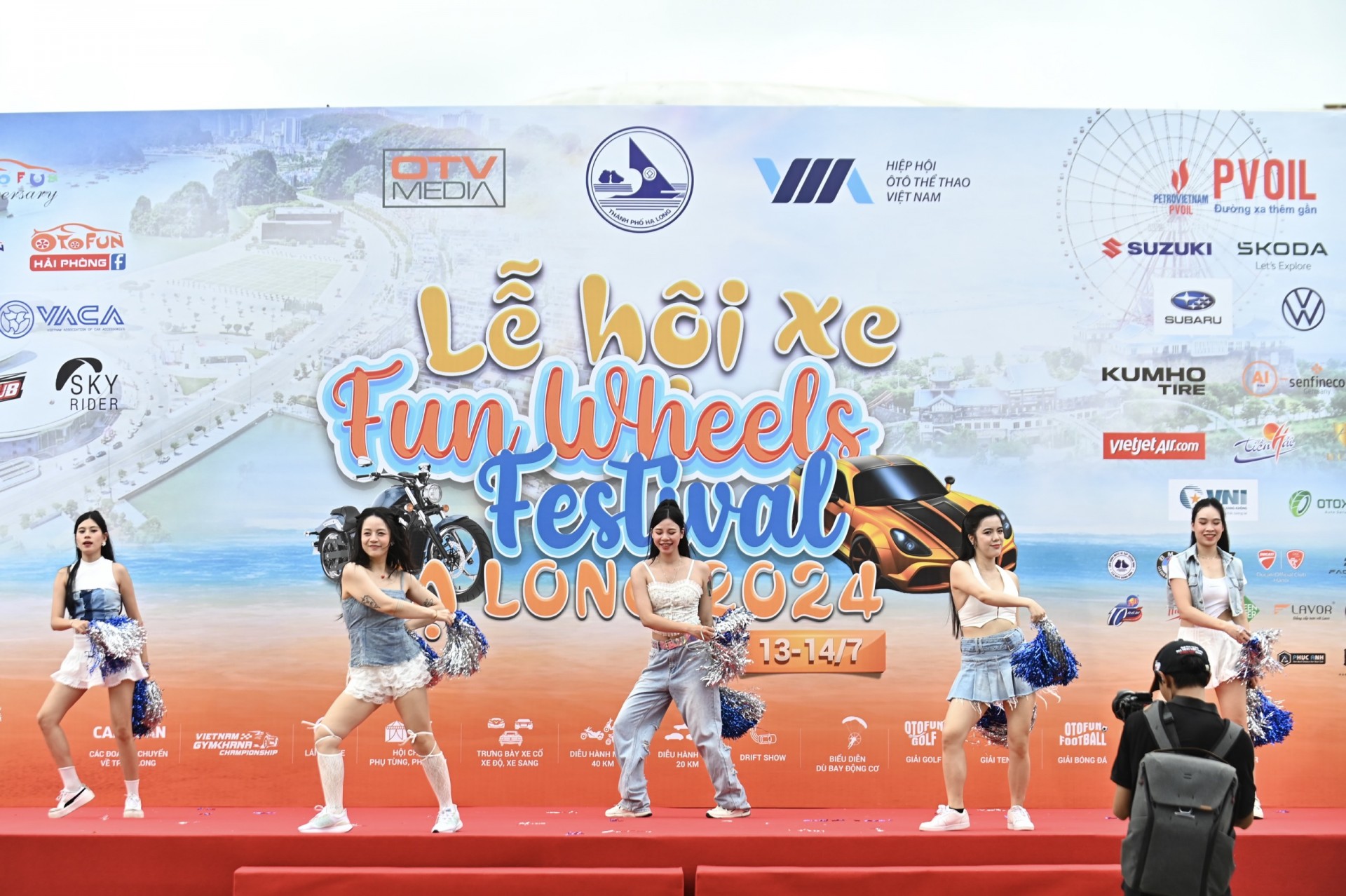 Lễ hội xe - Fun Wheels Festival Hạ Long 2024 chính thức khai mạc Lễ hội xe - Fun Wheels Festival Hạ Long 2024 chính thức khai mạc
