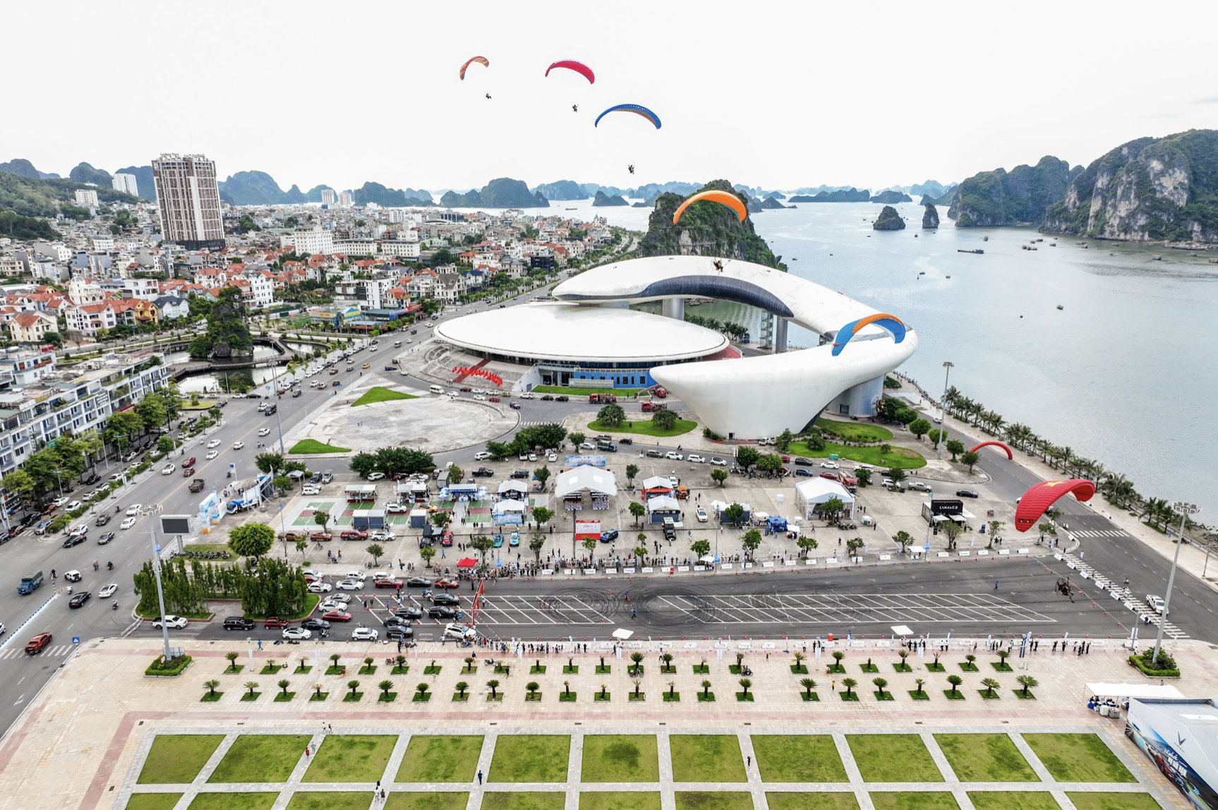 Bài phát biểu của lãnh đạo TP Hạ Long tại buổi Khai mạc Lễ hội xe - Fun Wheels Festival Hạ Long 2024 Bài phát biểu của lãnh đạo TP Hạ Long tại buổi Khai mạc Lễ hội xe - Fun Wheels Festival Hạ Long 2024