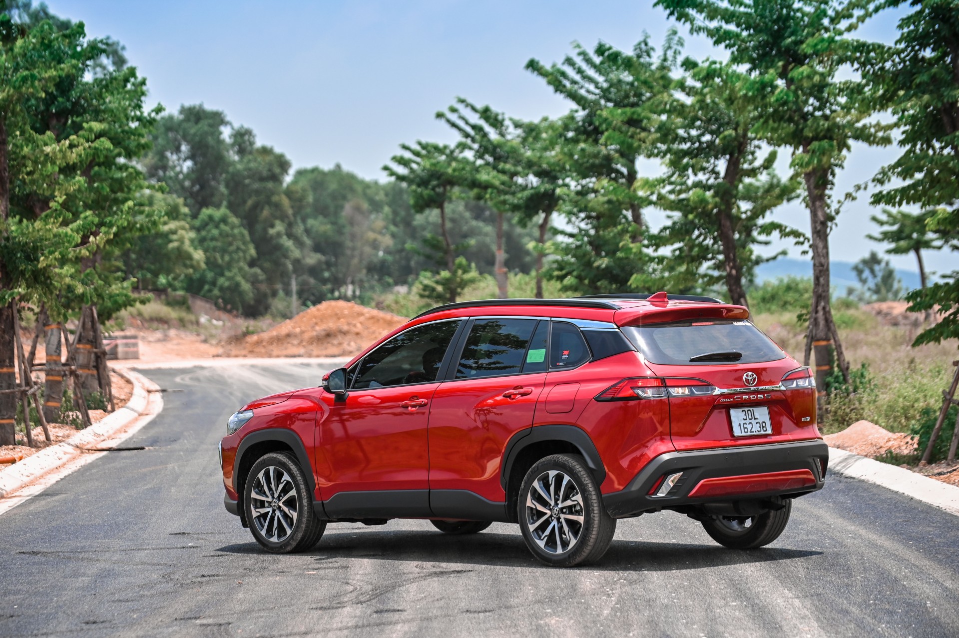 “Toyota Corolla Cross 1.8V là sự lựa chọn hoàn toàn đúng đắn” “Toyota Corolla Cross 1.8V là sự lựa chọn hoàn toàn đúng đắn”