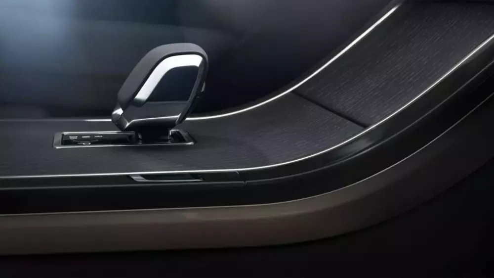 Range Rover Velar bản nâng cấp nhận cọc tại Việt Nam, giá từ 4,2 tỷ đồng Range Rover Velar bản nâng cấp nhận cọc tại Việt Nam, giá từ 4,2 tỷ đồng
