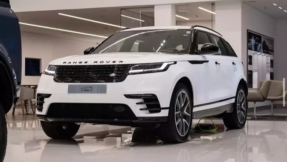 Range Rover Velar bản nâng cấp nhận cọc tại Việt Nam, giá từ 4,2 tỷ đồng Range Rover Velar bản nâng cấp nhận cọc tại Việt Nam, giá từ 4,2 tỷ đồng