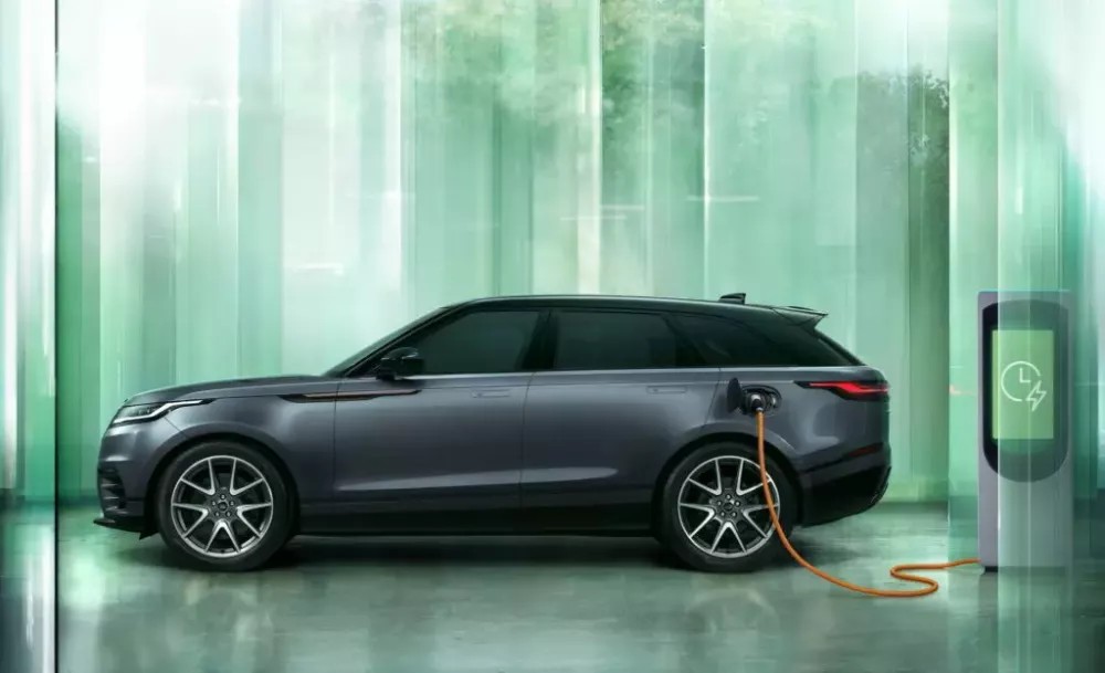 Range Rover Velar bản nâng cấp nhận cọc tại Việt Nam, giá từ 4,2 tỷ đồng Range Rover Velar bản nâng cấp nhận cọc tại Việt Nam, giá từ 4,2 tỷ đồng