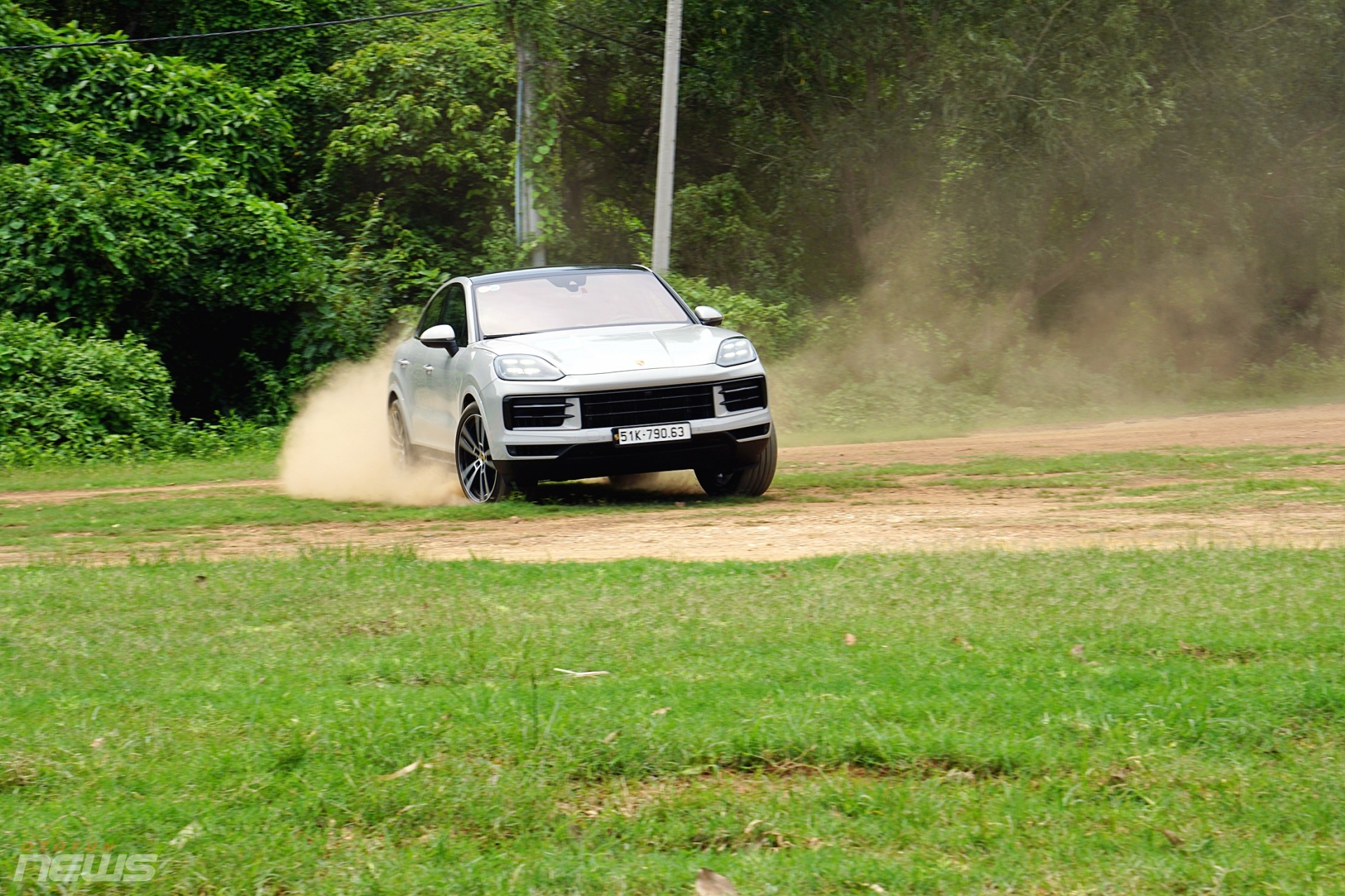Đánh giá nhanh Porsche Cayenne Coupe 2024 Đánh giá nhanh Porsche Cayenne Coupe 2024