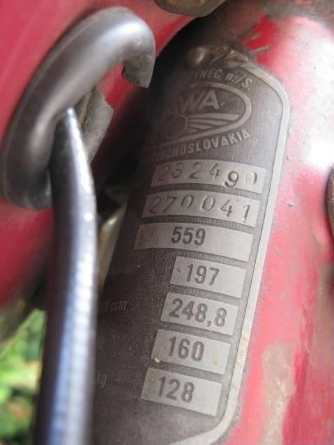 JAWA - xe con thỏ JAWA - xe con thỏ
