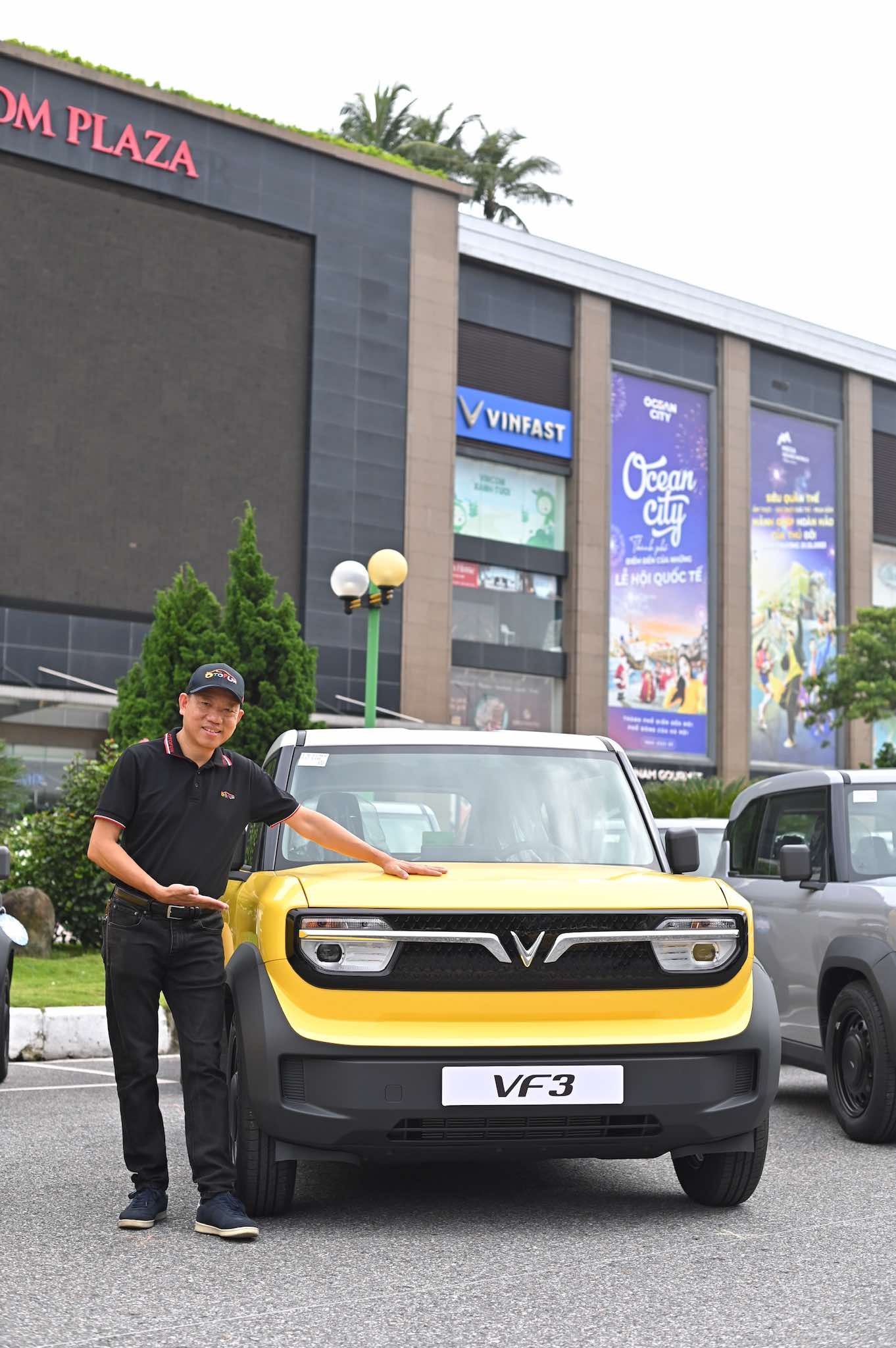 Bàn giao 99 xe điện VinFast VF 3 đầu tiên Bàn giao 99 xe điện VinFast VF 3 đầu tiên