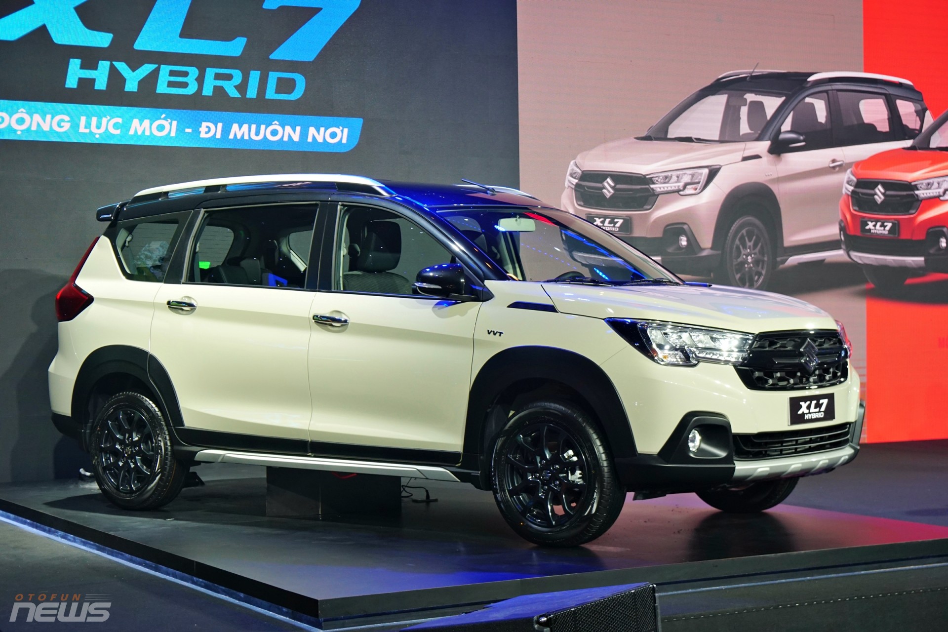 Suzuki XL7 Hybrid ra mắt, giá 599 triệu đồng Suzuki XL7 Hybrid ra mắt, giá 599 triệu đồng