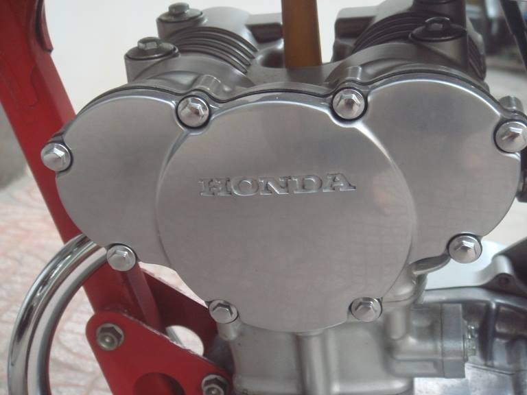 Honda Dream 50 - phiên bản hoài cổ của Honda RC110 Honda Dream 50 - phiên bản hoài cổ của Honda RC110