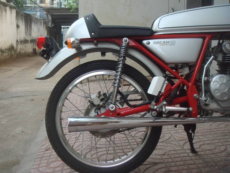 Honda Dream 50 - phiên bản hoài cổ của Honda RC110 Honda Dream 50 - phiên bản hoài cổ của Honda RC110