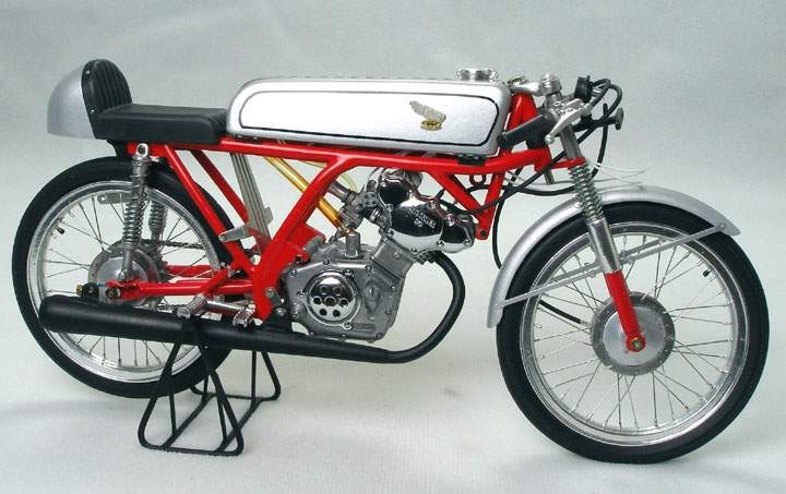 Honda Dream 50 - phiên bản hoài cổ của Honda RC110 Honda Dream 50 - phiên bản hoài cổ của Honda RC110