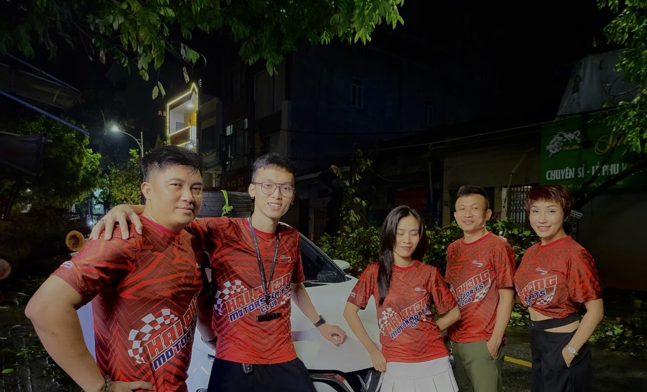 Hai Phong Motorsports Club xuyên Việt 3 ngày không nghỉ bằng xe điện VF 5 để tham dự Giải đua Ô tô Gymkhana Vô địch Miền Nam PVOIL Cup 2024 Hai Phong Motorsports Club xuyên Việt 3 ngày không nghỉ bằng xe điện VF 5 để tham dự Giải đua Ô tô Gymkhana Vô địch Miền Nam PVOIL Cup 2024