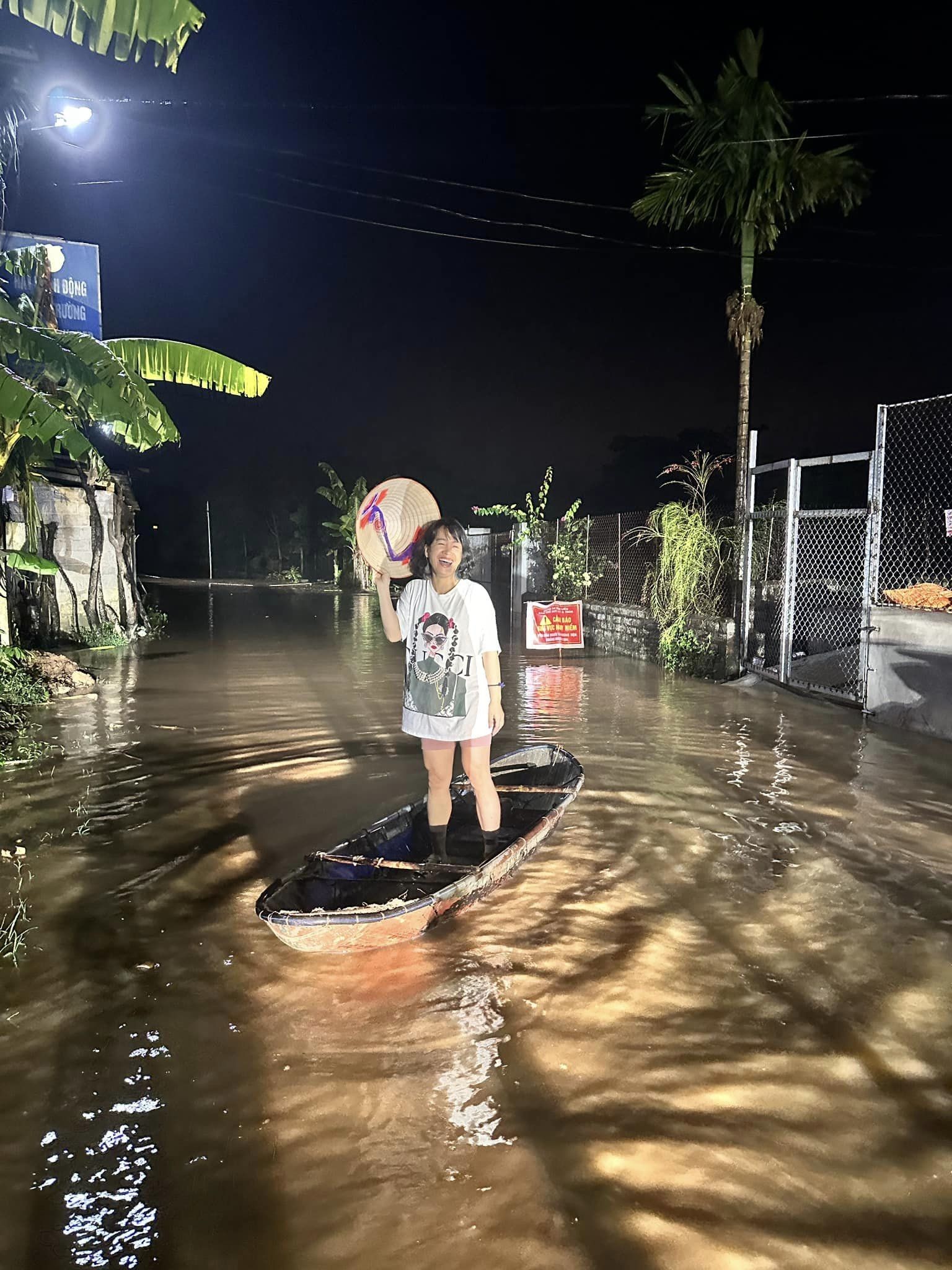 Vài điều rút ra sau đợt tham gia cứu trợ vùng lũ miền Bắc Vài điều rút ra sau đợt tham gia cứu trợ vùng lũ miền Bắc