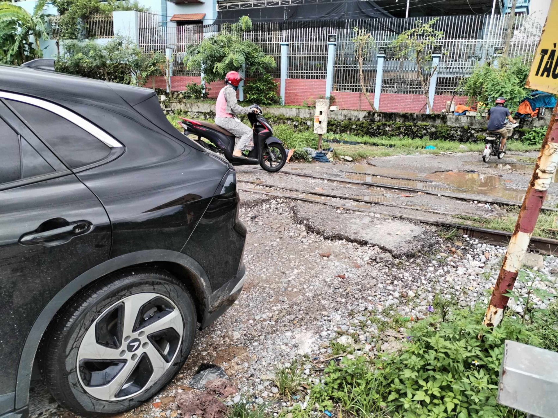 Vì sao mua bảo hiểm pin xe điện nhưng bị hãng PJICO từ chối khi pin hỏng vì tai nạn Vì sao mua bảo hiểm pin xe điện nhưng bị hãng PJICO từ chối khi pin hỏng vì tai nạn