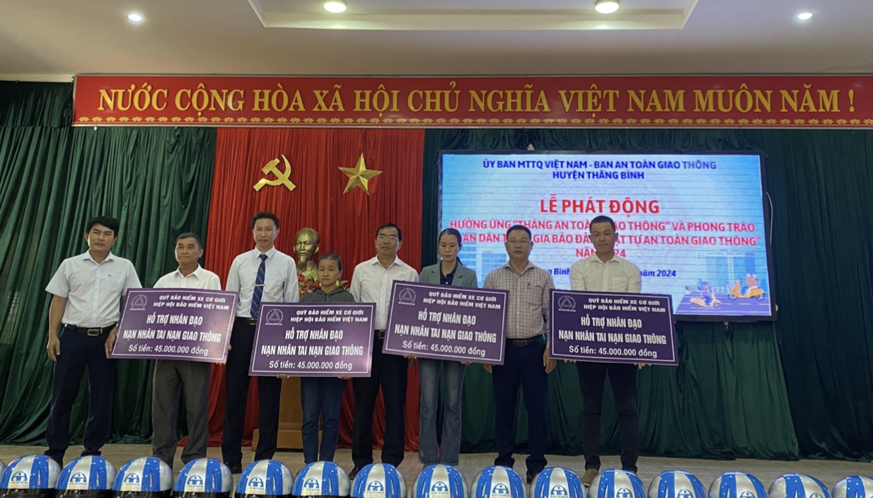 Thắp thêm hy vọng cho những nỗi đau do tai nạn giao thông gây ra Thắp thêm hy vọng cho những nỗi đau do tai nạn giao thông gây ra