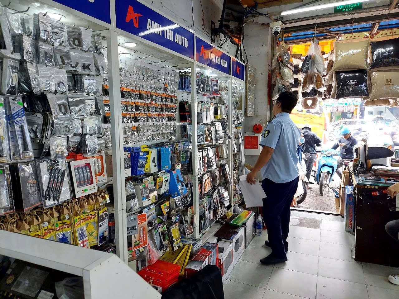 Phụ tùng xe ô tô thuế suất bao nhiêu? Phụ tùng xe ô tô thuế suất bao nhiêu?