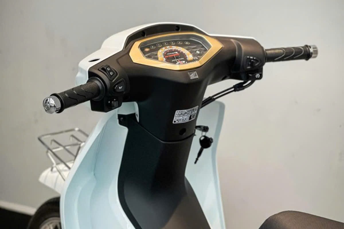 Sở hữu những gì mà đại lý bán Honda Dream 2025 giá 100 triệu? Sở hữu những gì mà đại lý bán Honda Dream 2025 giá 100 triệu?