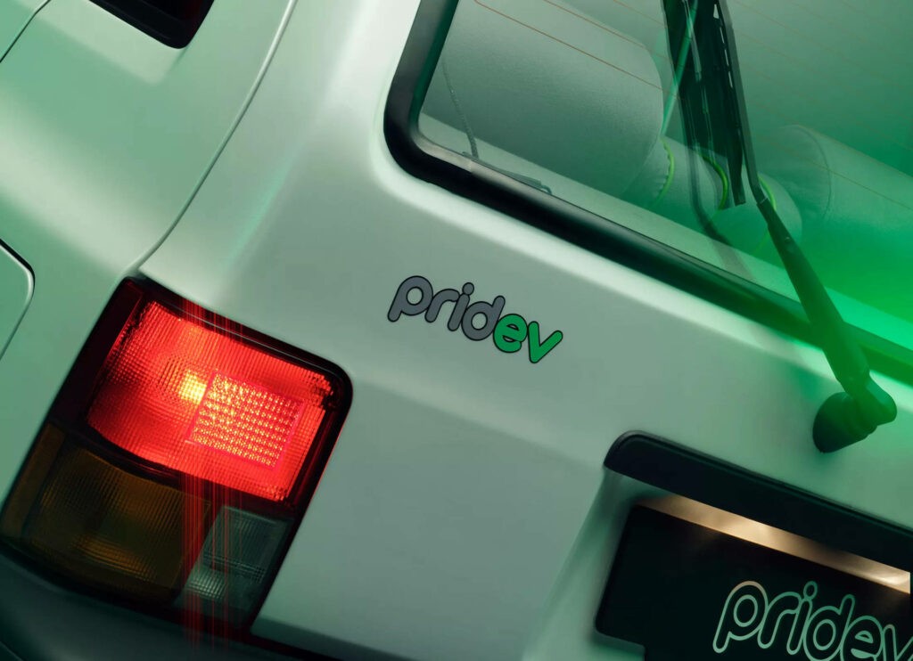 Biến Kia Pride hơn 30 năm tuổi thành xe thuần điện Biến Kia Pride hơn 30 năm tuổi thành xe thuần điện