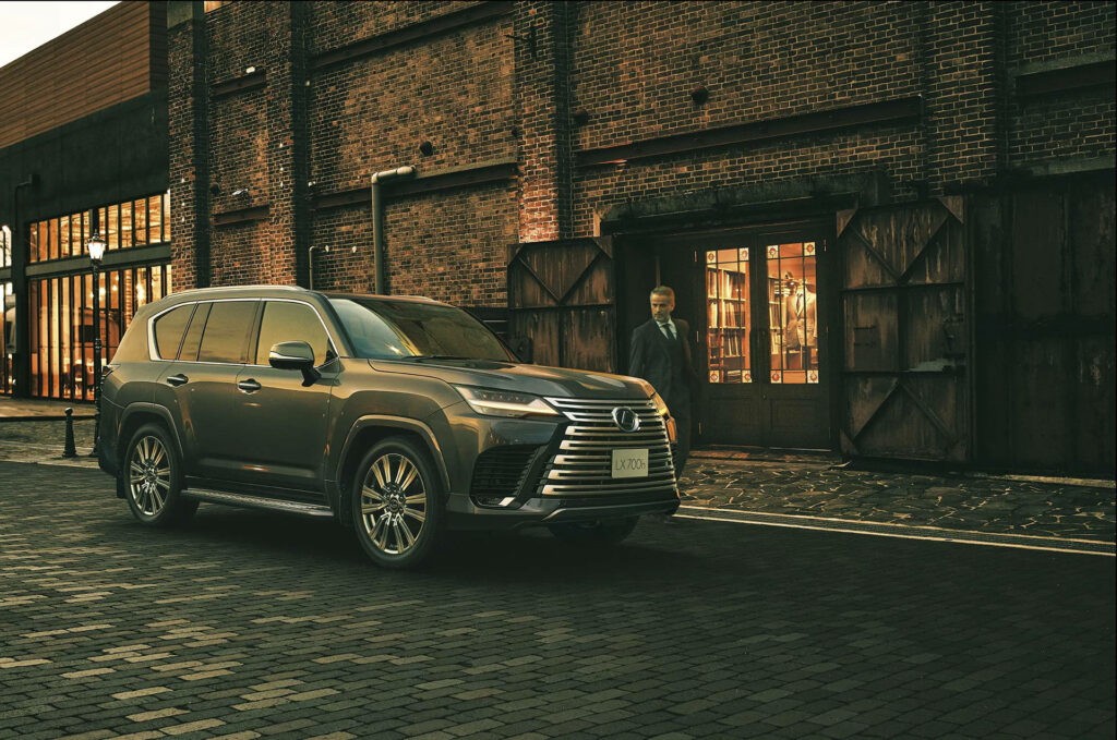 Cận cảnh Lexus LX700h 2025 Cận cảnh Lexus LX700h 2025