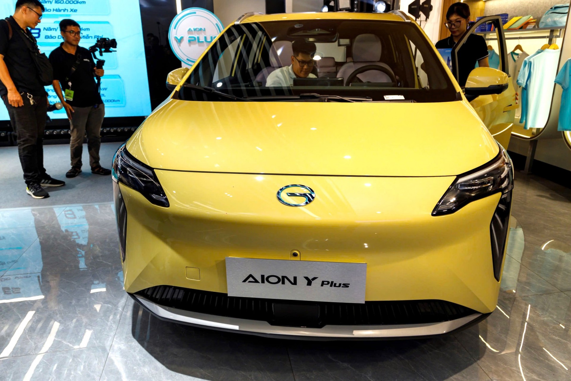 Công bố giá hai mẫu xe điện AION đầu tiên tại Việt Nam Công bố giá hai mẫu xe điện AION đầu tiên tại Việt Nam