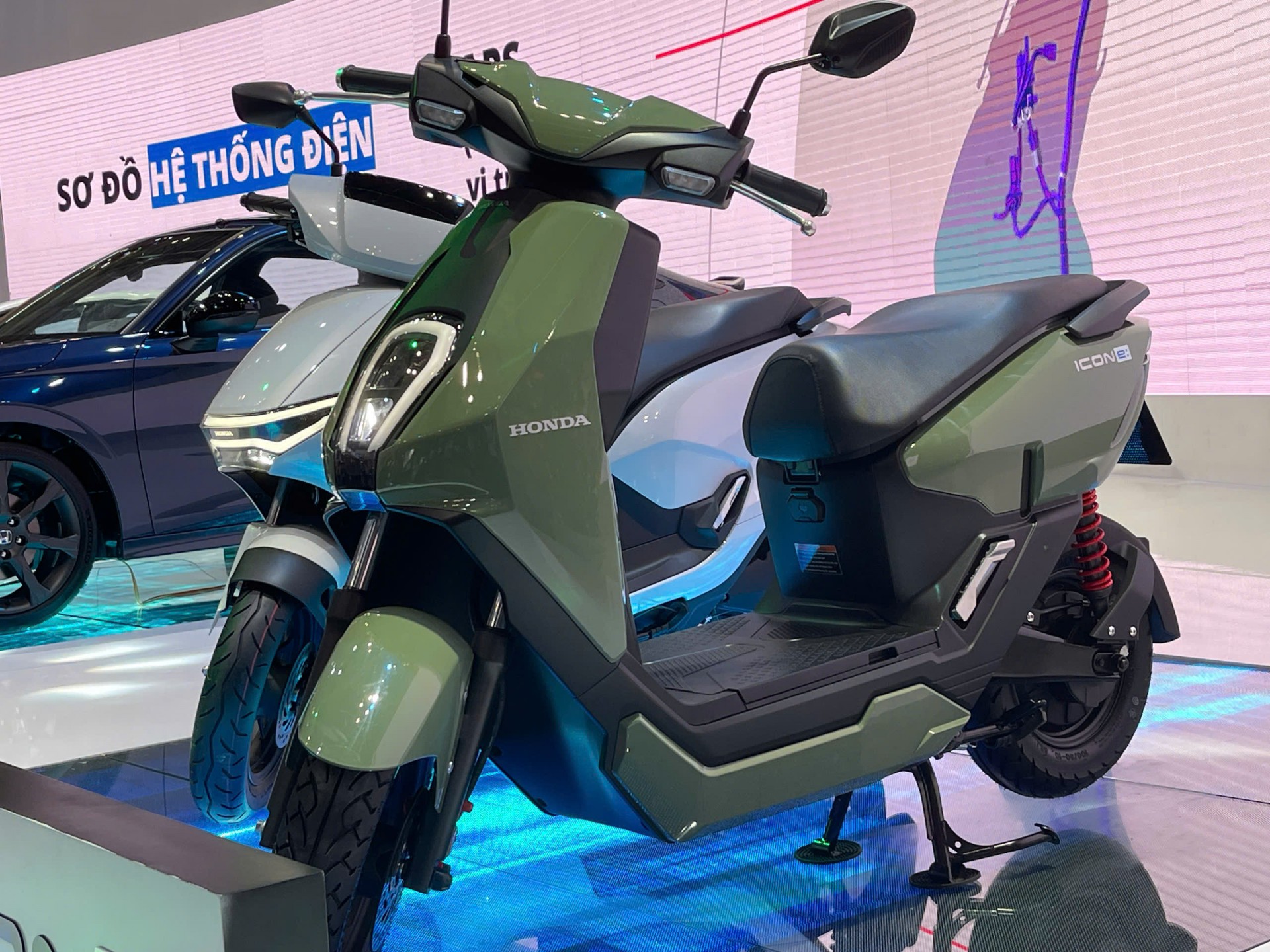 19 thương hiệu ô tô, xe máy góp mặt tại lễ khai mạc Triển lãm Ô tô Việt Nam 2024 19 thương hiệu ô tô, xe máy góp mặt tại lễ khai mạc Triển lãm Ô tô Việt Nam 2024
