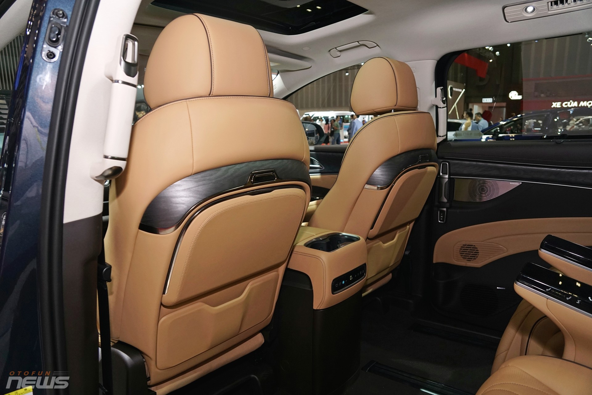 Chi tiết Denza D9, MPV cao cấp đến từ Trung Quốc Chi tiết Denza D9, MPV cao cấp đến từ Trung Quốc