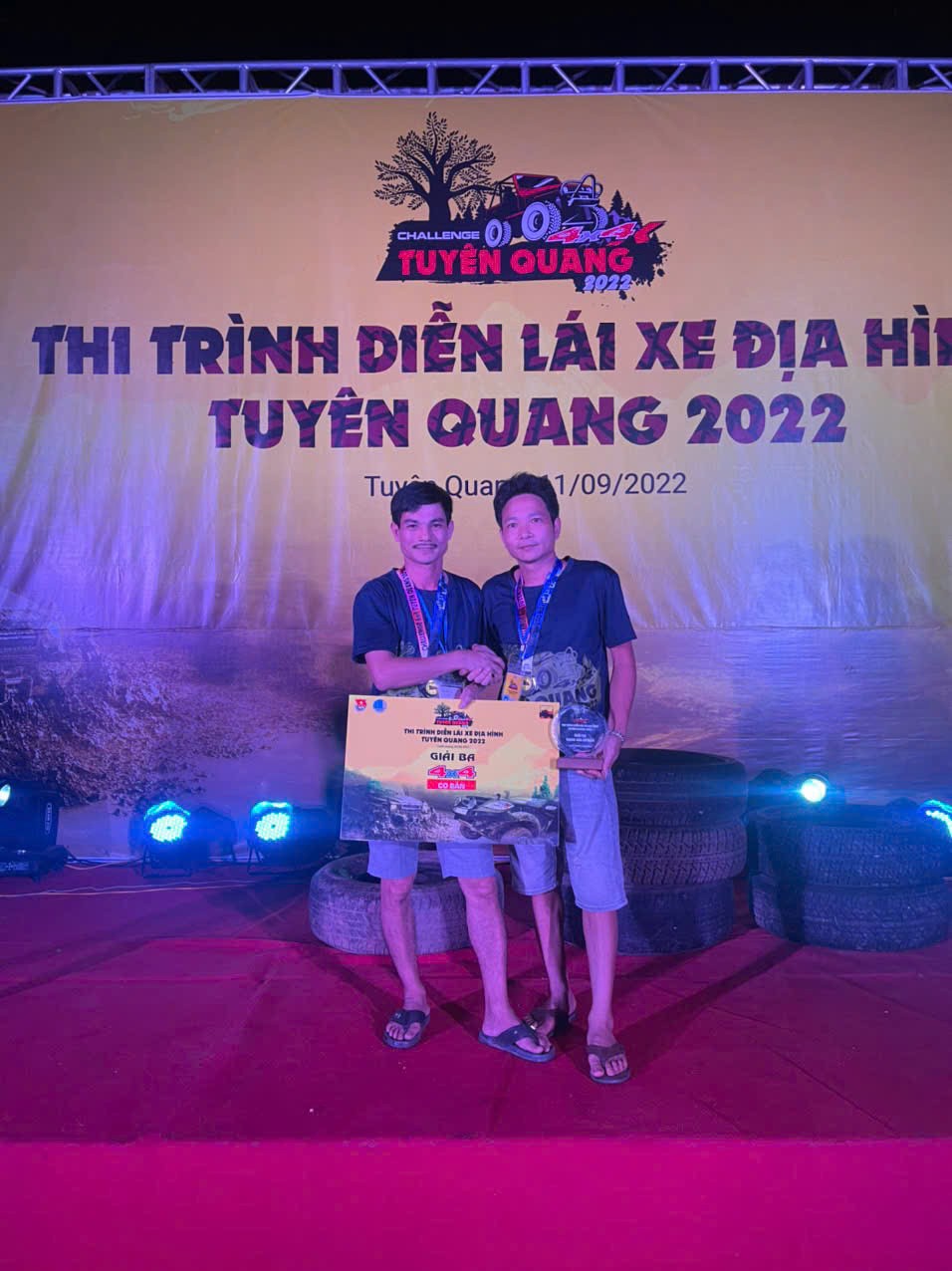 Đội đua tân binh Sơn Tuyên Quang: 'Thích từ lâu nhưng giờ mới có dịp tham gia PVOIL VOC 2024' Đội đua tân binh Sơn Tuyên Quang: 'Thích từ lâu nhưng giờ mới có dịp tham gia PVOIL VOC 2024'