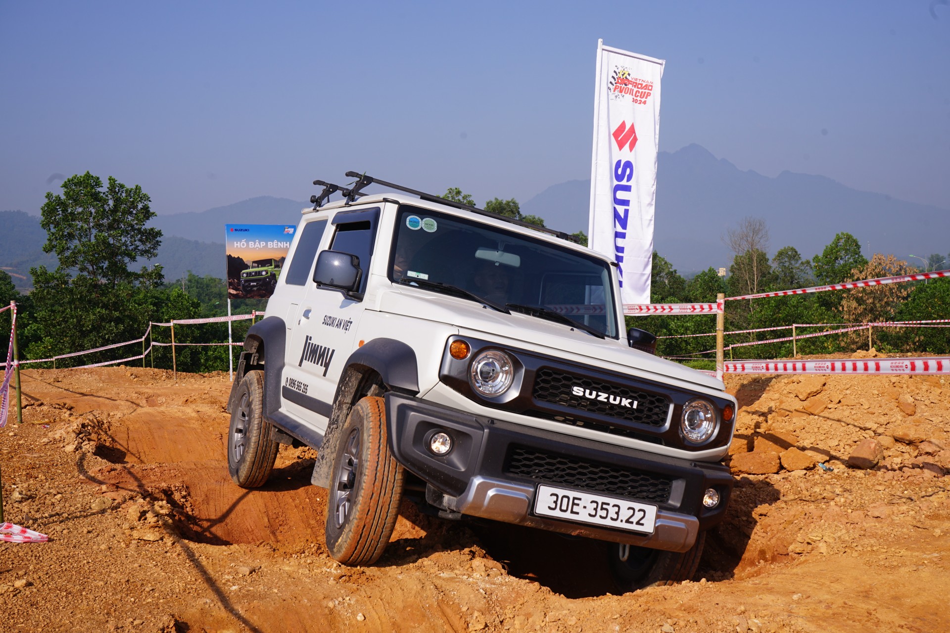 Sức hấp dẫn của Suzuki Jimny tại PVOIL VOC 2024 Sức hấp dẫn của Suzuki Jimny tại PVOIL VOC 2024
