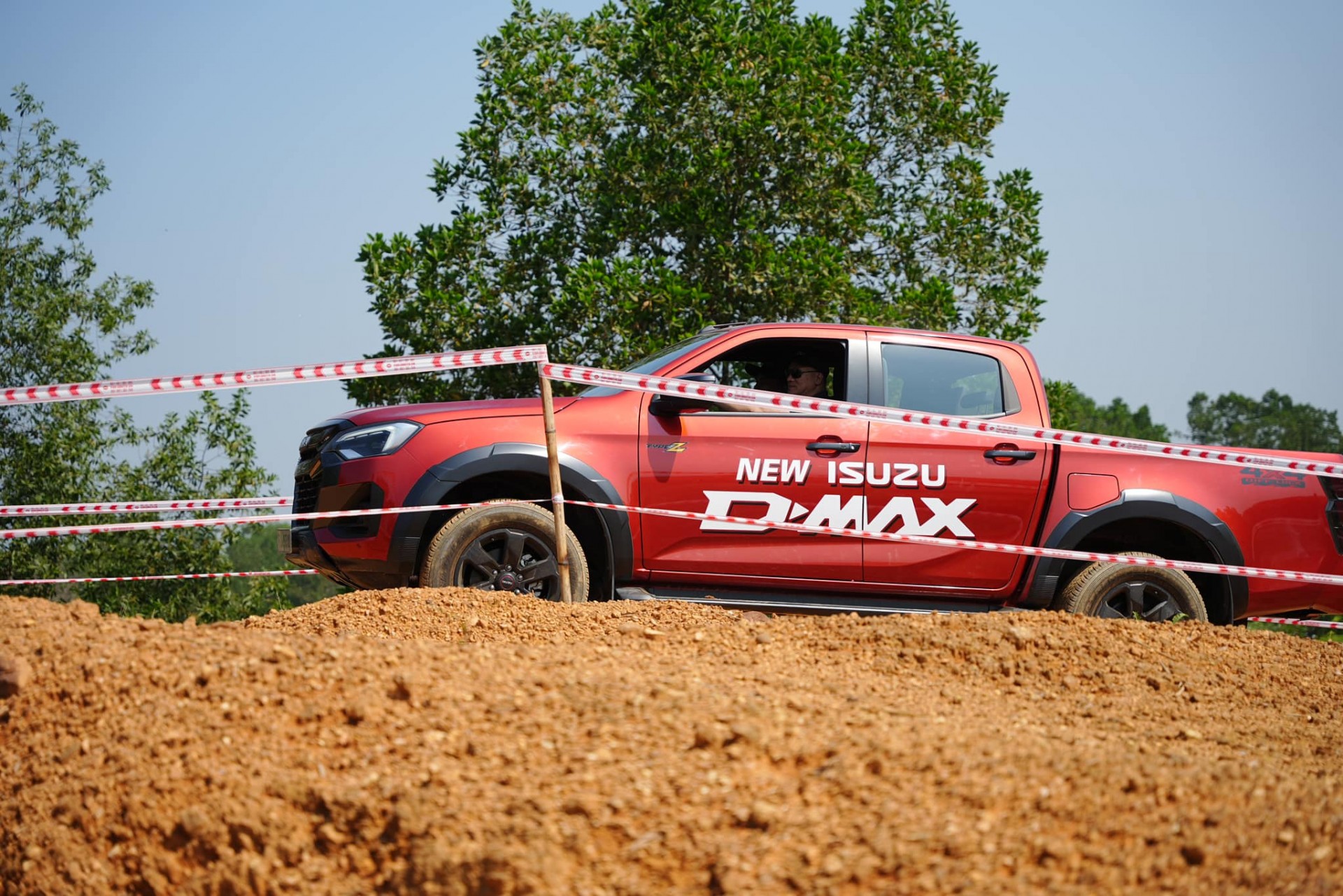 Khai mở tiềm năng cùng cung offroad của Isuzu tại PVOIL VOC 2024 Khai mở tiềm năng cùng cung offroad của Isuzu tại PVOIL VOC 2024