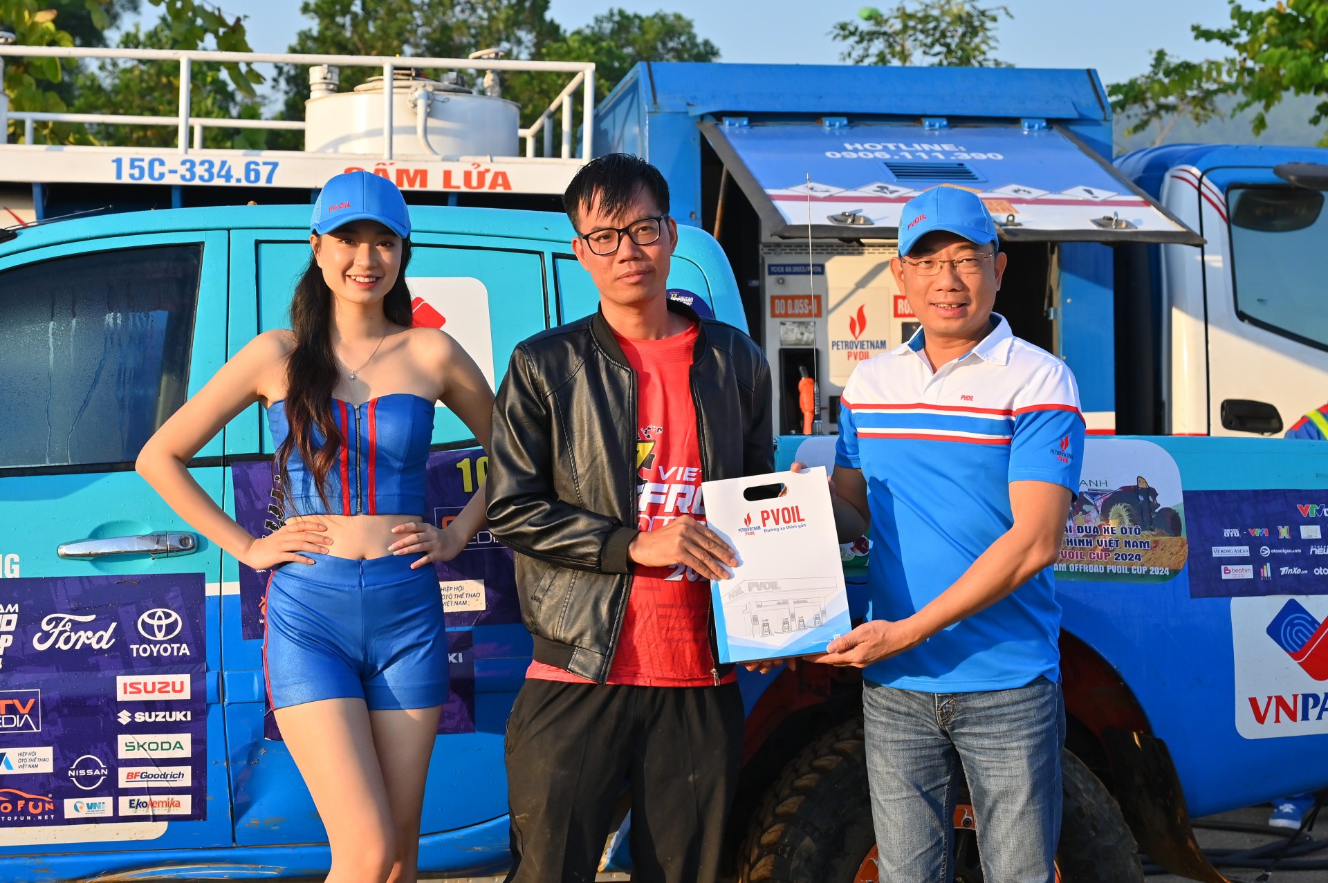 Dấu ấn PVOIL đồng hành cùng hai giải đua VOC 2024 và VGC 2024 Dấu ấn PVOIL đồng hành cùng hai giải đua VOC 2024 và VGC 2024