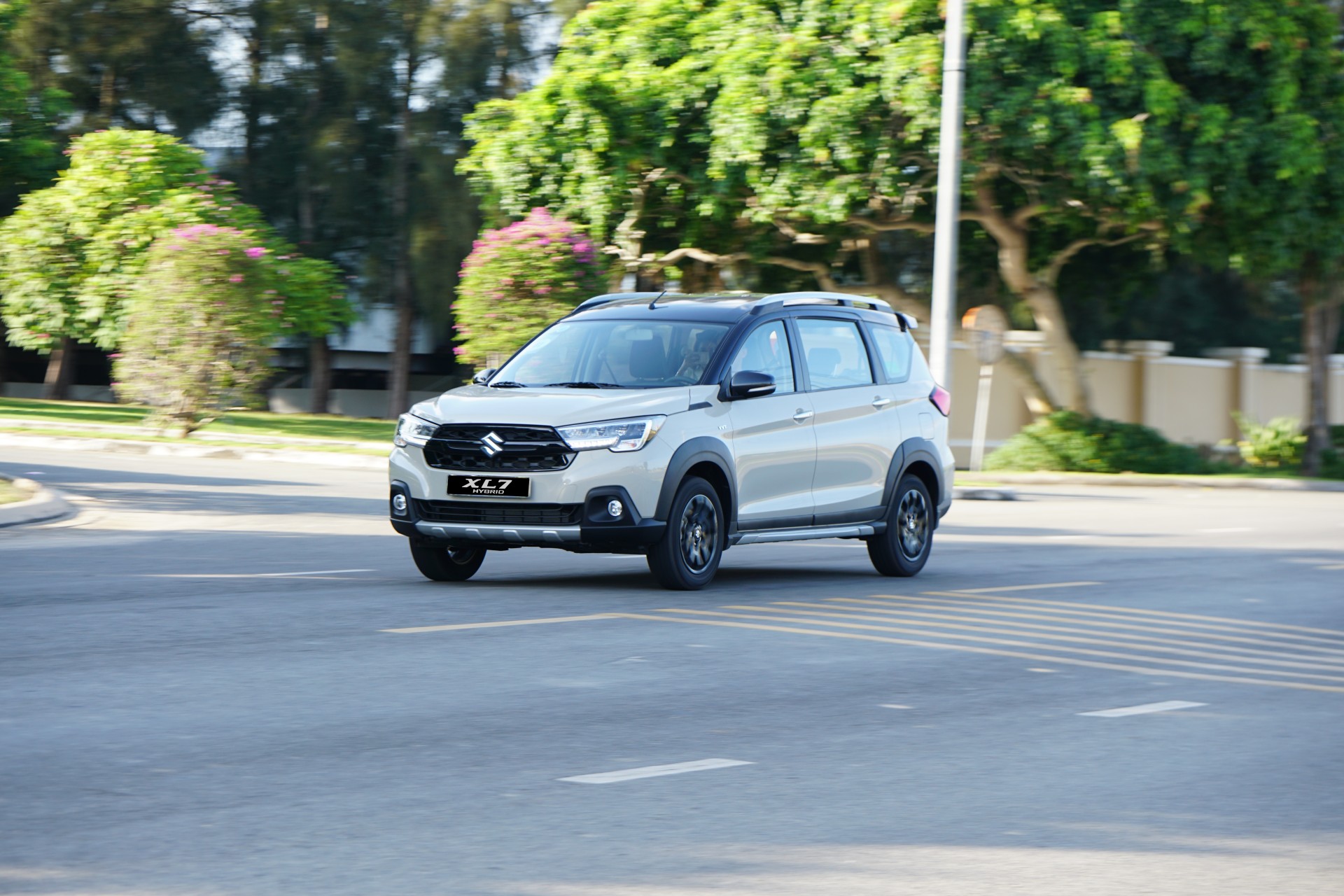 Suzuki XL7 Hybrid: Khám phá “động lực” mới từ hệ thống Hybrid Suzuki XL7 Hybrid: Khám phá “động lực” mới từ hệ thống Hybrid