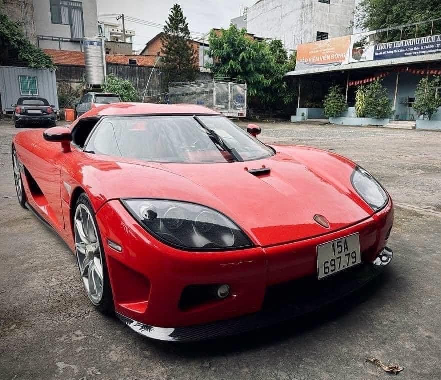 Koenigsegg CCX đầu tiên ra biển số trắng tại Việt Nam Koenigsegg CCX đầu tiên ra biển số trắng tại Việt Nam