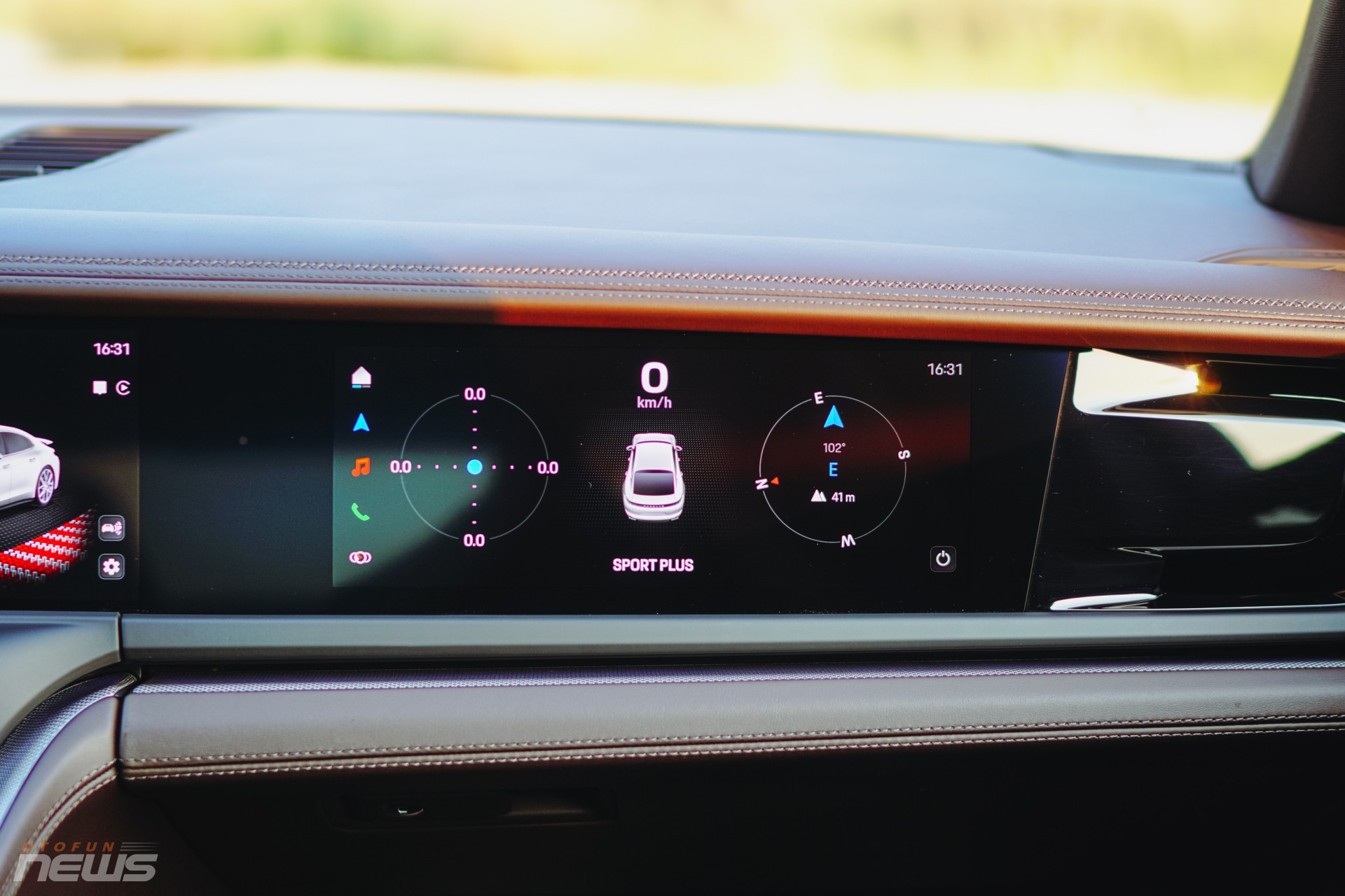 Đánh giá Porsche Panamera 2025: Khi 'êm ái' và 'cảm xúc' hòa hợp Đánh giá Porsche Panamera 2025: Khi 'êm ái' và 'cảm xúc' hòa hợp