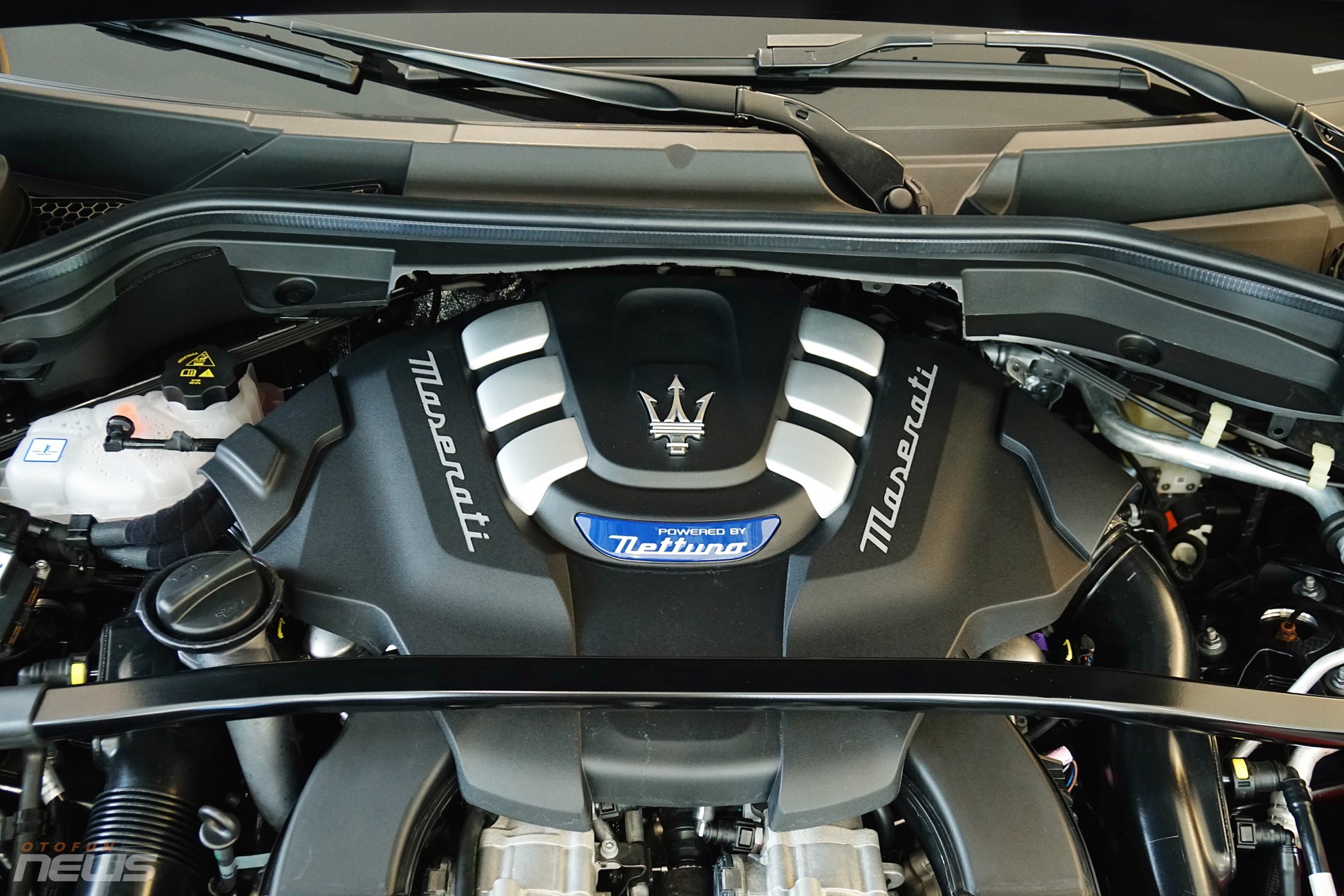 Ngắm Maserati Grecale Trofeo giá gần 7,7 tỷ đồng tại Việt Nam