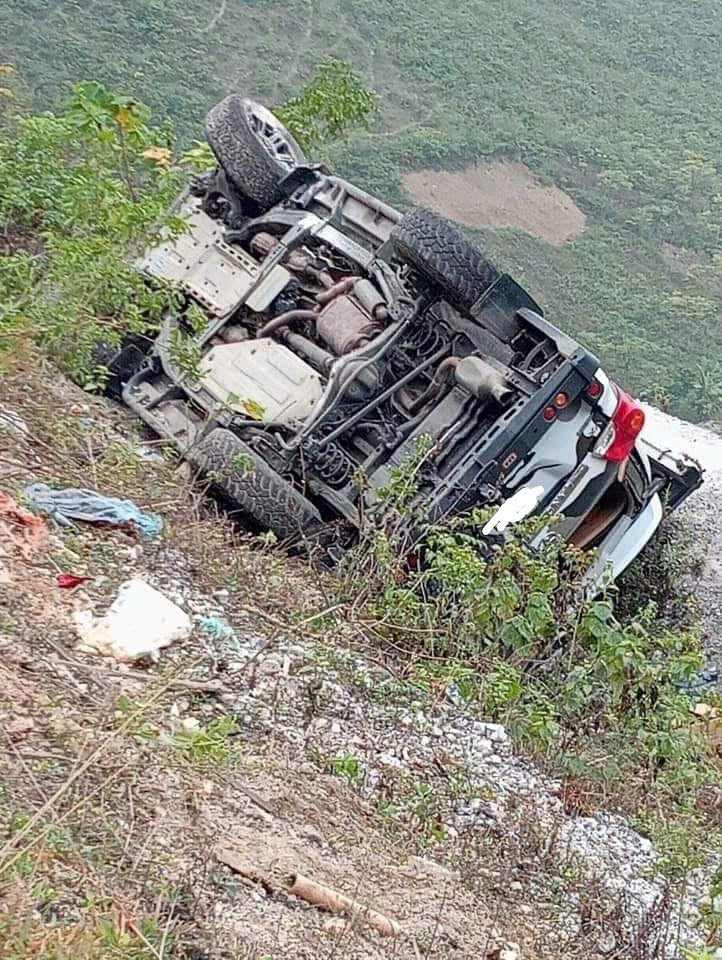 Nữ hành khách ngồi Land Cruiser kể lại giây phút xe lao xuống vực tại đèo Đá Trắng Nữ hành khách ngồi Land Cruiser kể lại giây phút xe lao xuống vực tại đèo Đá Trắng