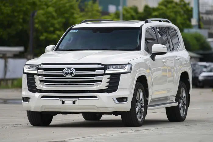 Toyota Land Cruiser 2025 chuẩn bị ra mắt Toyota Land Cruiser 2025 chuẩn bị ra mắt