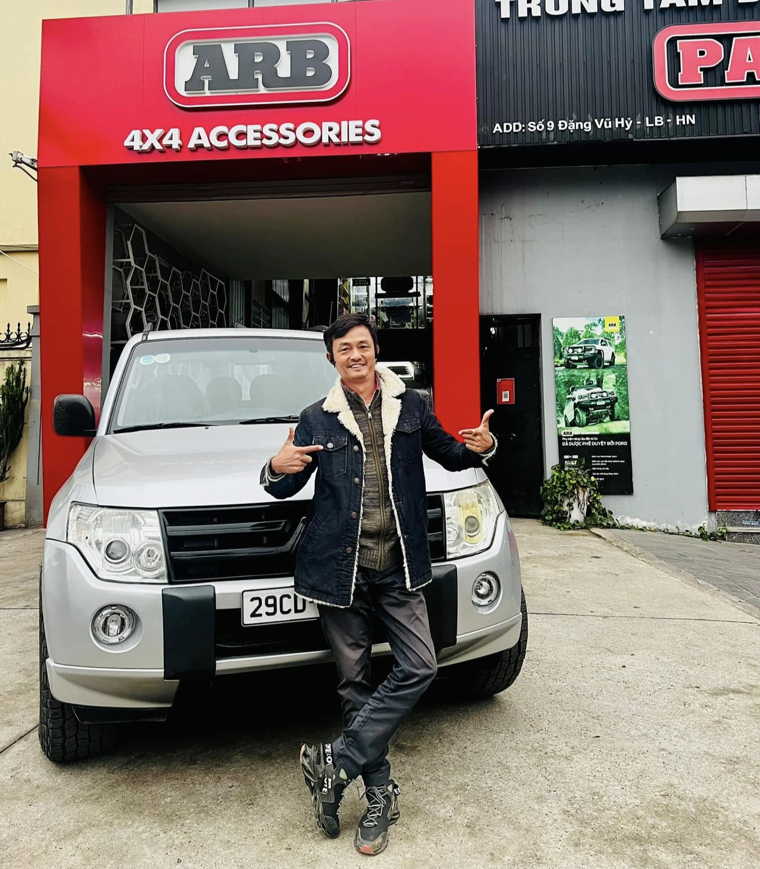 Độc lạ chiếc xe điện VinFast VF3 'độ' pô đầu tiên, với âm thanh giòn như xe thể thao Độc lạ chiếc xe điện VinFast VF3 'độ' pô đầu tiên, với âm thanh giòn như xe thể thao