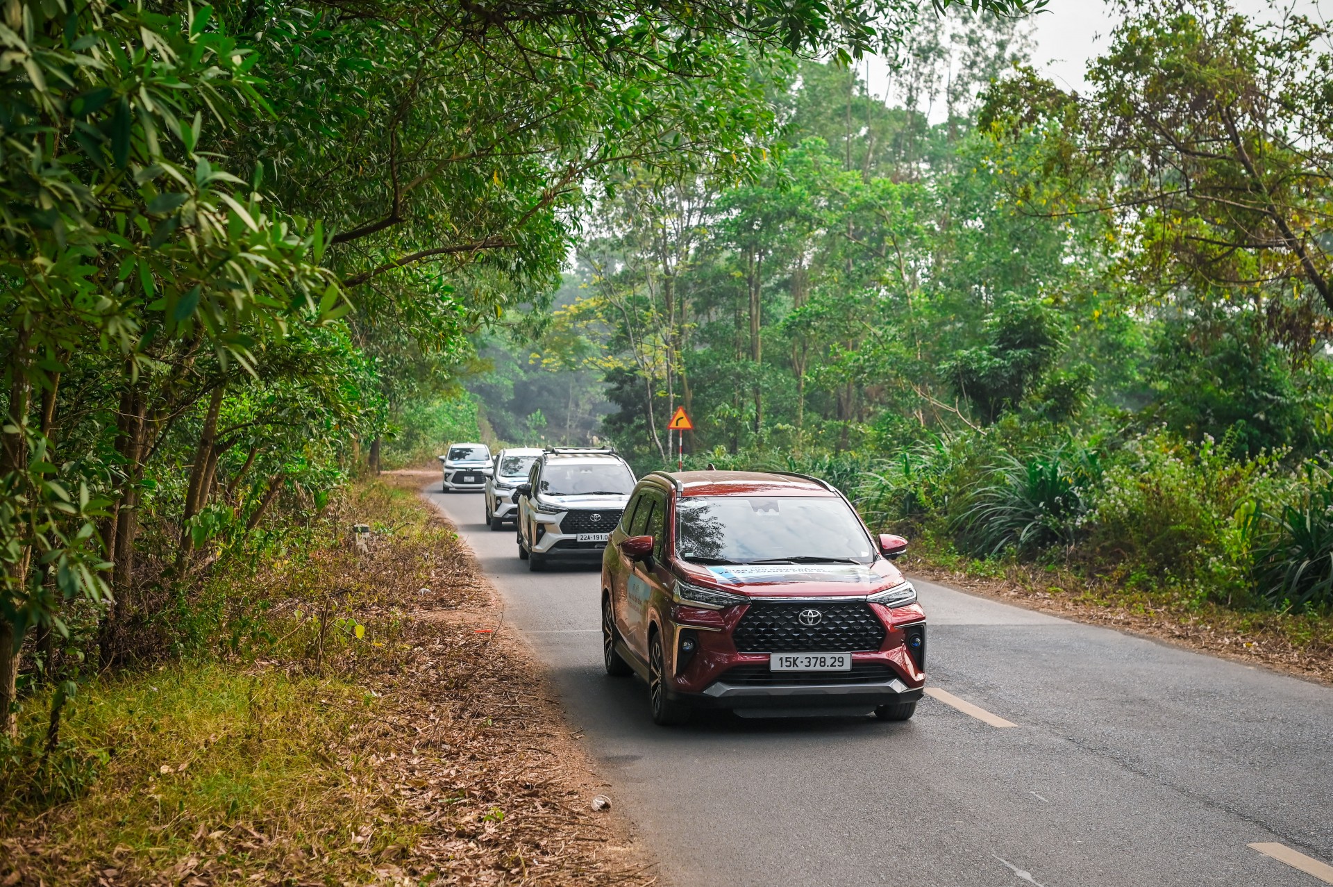 Hai chủ xe Toyota chia sẻ lý do vì sao lựa chọn Veloz Cross và Avanza Premio