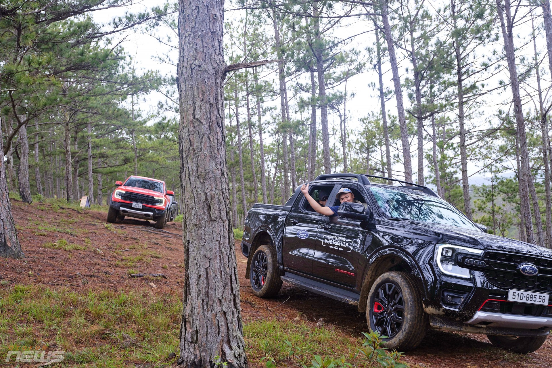 Hành trình “băng rừng, vượt cát” cùng Ford Ranger Stormtrak Hành trình “băng rừng, vượt cát” cùng Ford Ranger Stormtrak