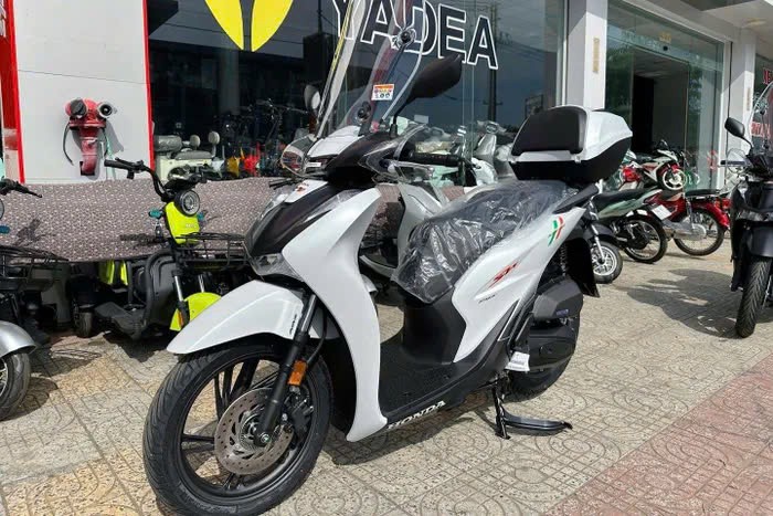 Honda SH150i 2025 bản đặc biệt, giá hơn 200 triệu đồng về Việt Nam Honda SH150i 2025 bản đặc biệt, giá hơn 200 triệu đồng về Việt Nam