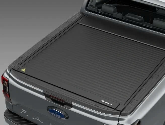 Phiên bản mới nâng cấp Ford Ranger XLS+ giá tăng 26 triệu, thêm trang bị gì? Phiên bản mới nâng cấp Ford Ranger XLS+ giá tăng 26 triệu, thêm trang bị gì?