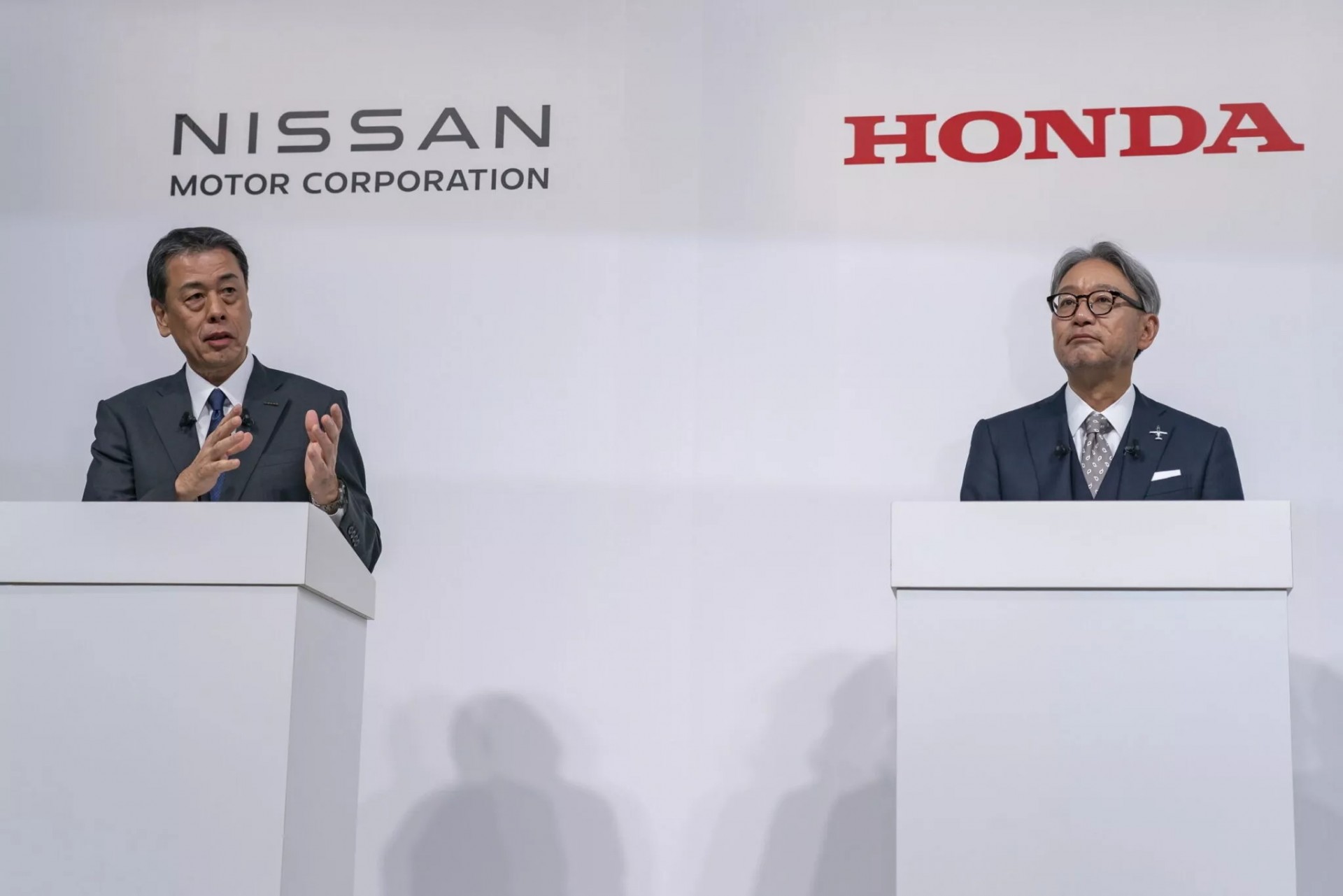 Honda muốn biến Nissan thành công ty con của mình thay vì sáp nhập? Honda muốn biến Nissan thành công ty con của mình thay vì sáp nhập?