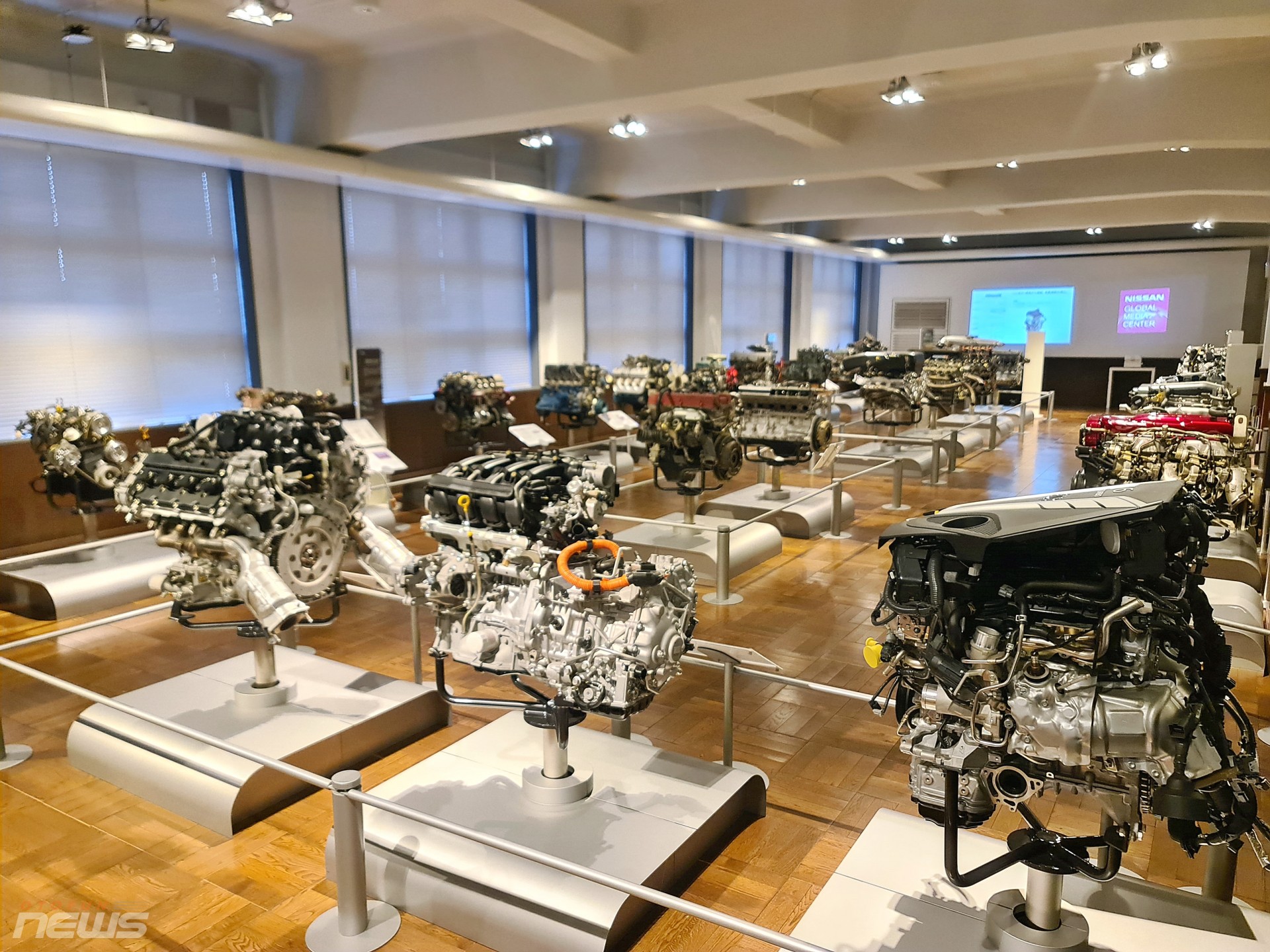 Dạo quanh một vòng tại bảo tàng động cơ Nissan Dạo quanh một vòng tại bảo tàng động cơ Nissan